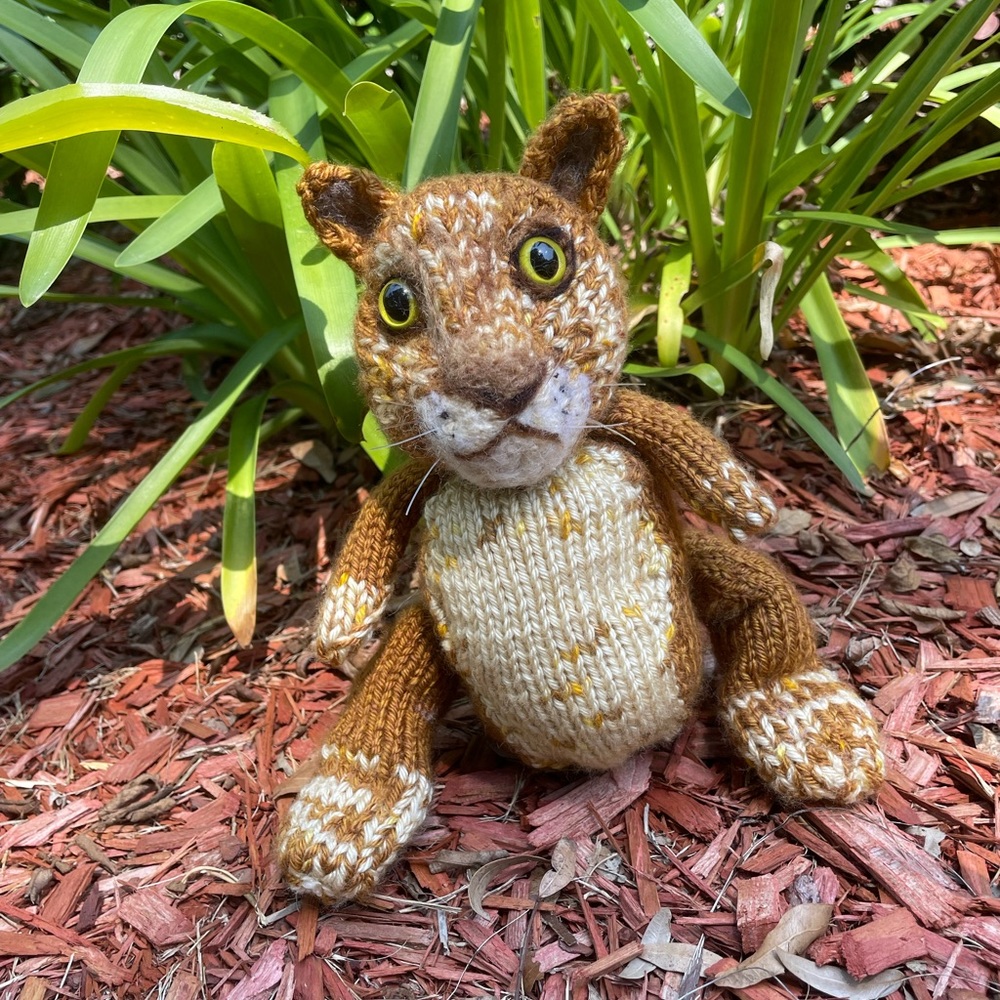 Custom made to order - Hand crafted knit and needle felted cat kitten artisan - Picture 11 of 14